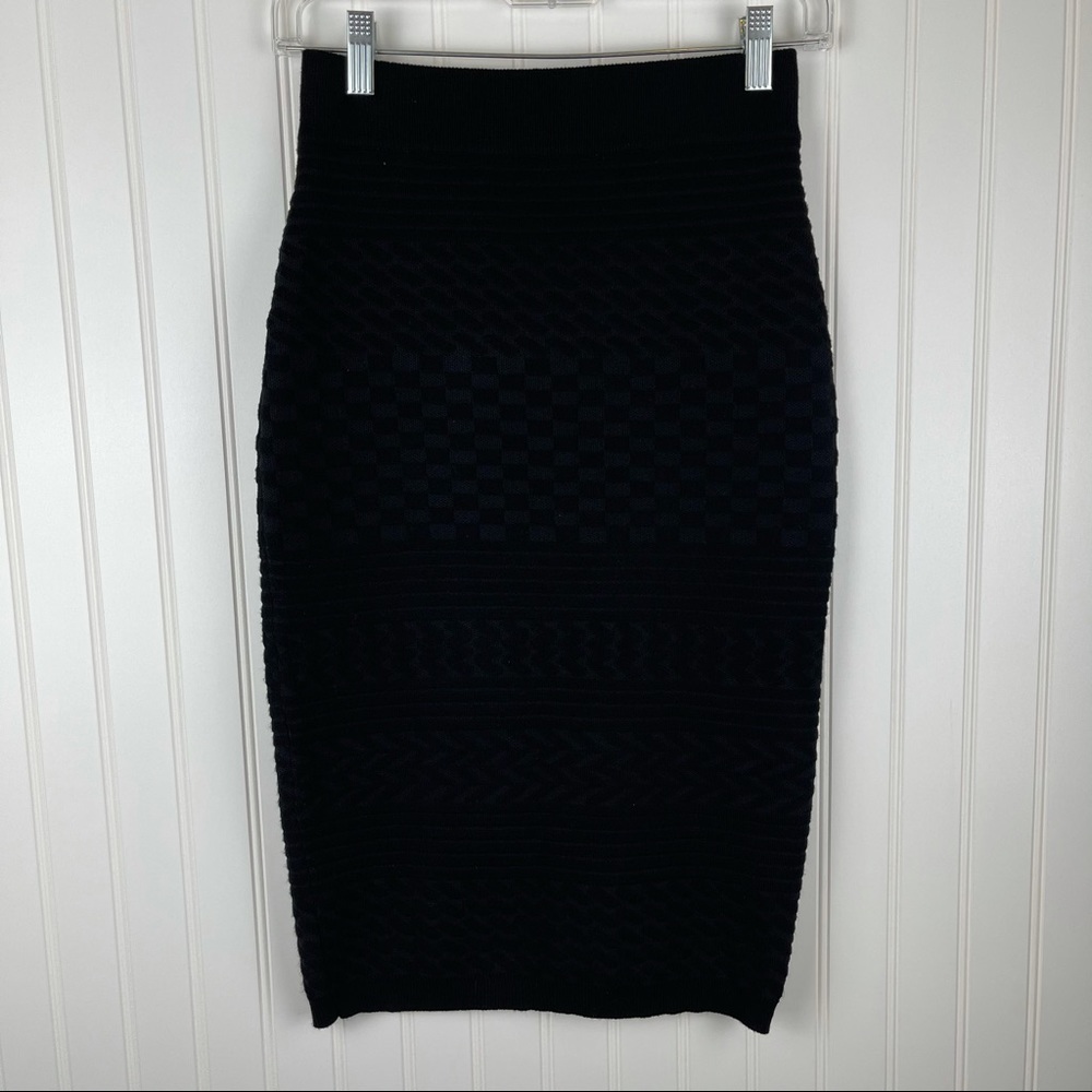 Kendall + Kylie Black Textured Knit Pencil Skirt Small